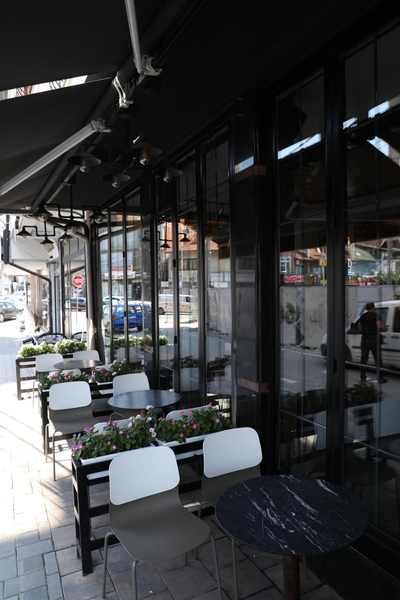 Bruti Hotel Prizren Exteriör bild
